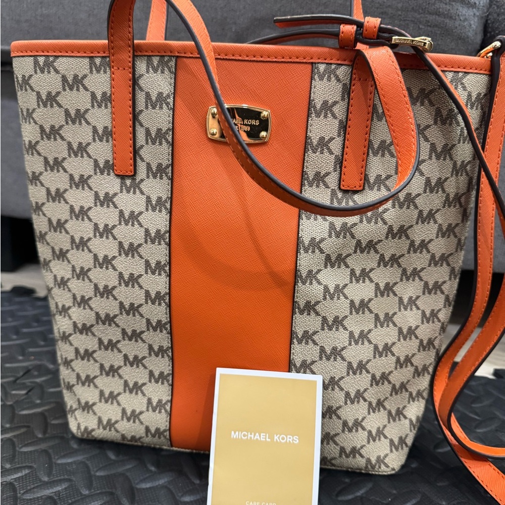Michael Kors Signature Tote in Orange and Tan - Picture 6 of 7
